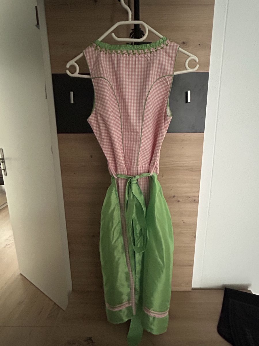 Robes: Dirndl – D'occasion à Ebikon par l_c 2