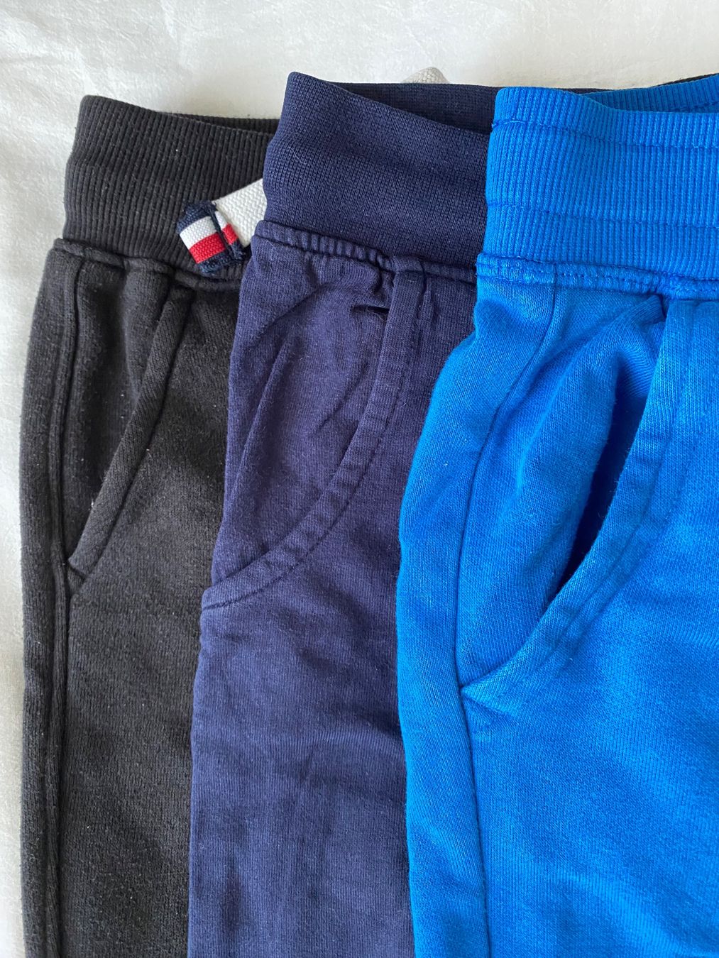 Pantaloni: Trainer Hosen 110/116 – Usato da Dübendorf venduto da son_hy5t