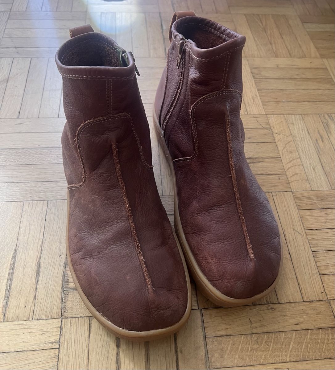 Scarpe da uomo: Leather boots  – Usato da Zug venduto da kar_vq6b