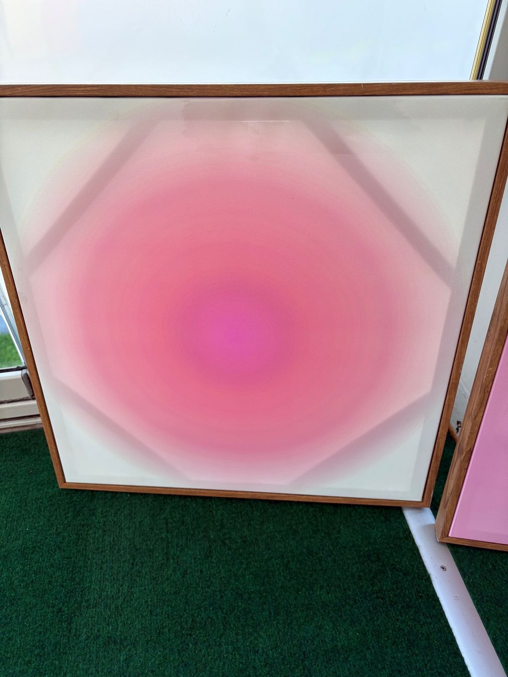 Foto & Immagini: Bilder mit Tic Tac Toe Muster und Farbverlauf rosa – Usato da Schübelbach venduto da S1CH 2