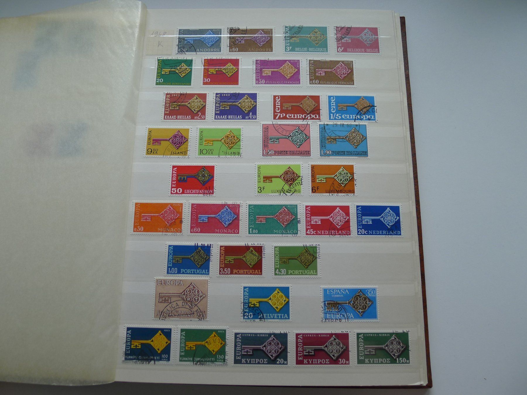 Tutti i francobolli: Ein Album mit Europa Briefmarken – Usato da Dagmersellen venduto da q1w2e3r4 5