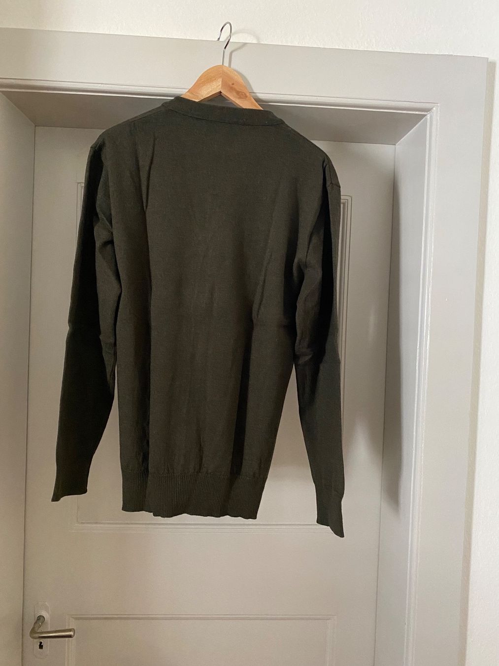 Giacche: Strickjacke Herren 100% Merinowolle – Usato da Zürich venduto da hulahup 1