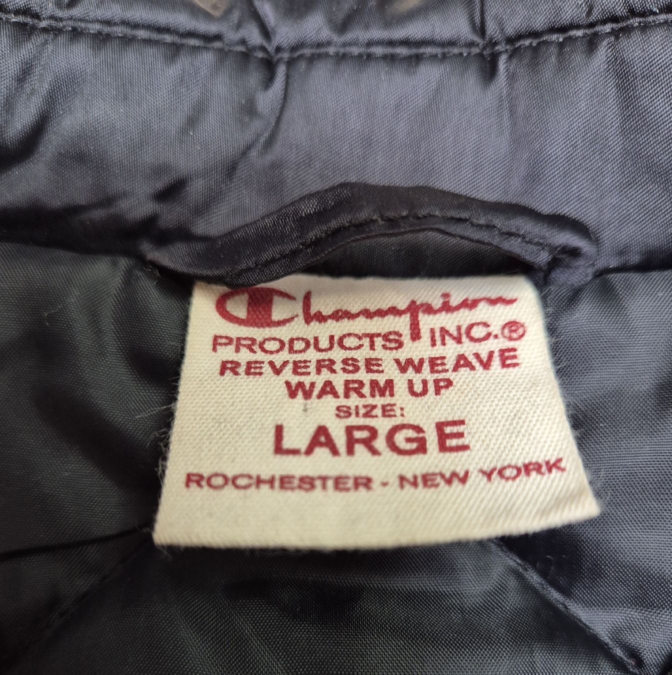 Champion Giacche: Champion Jacke Satin Schwarz Grösse L – Usato da St. Gallen venduto da CaliSunshine 3