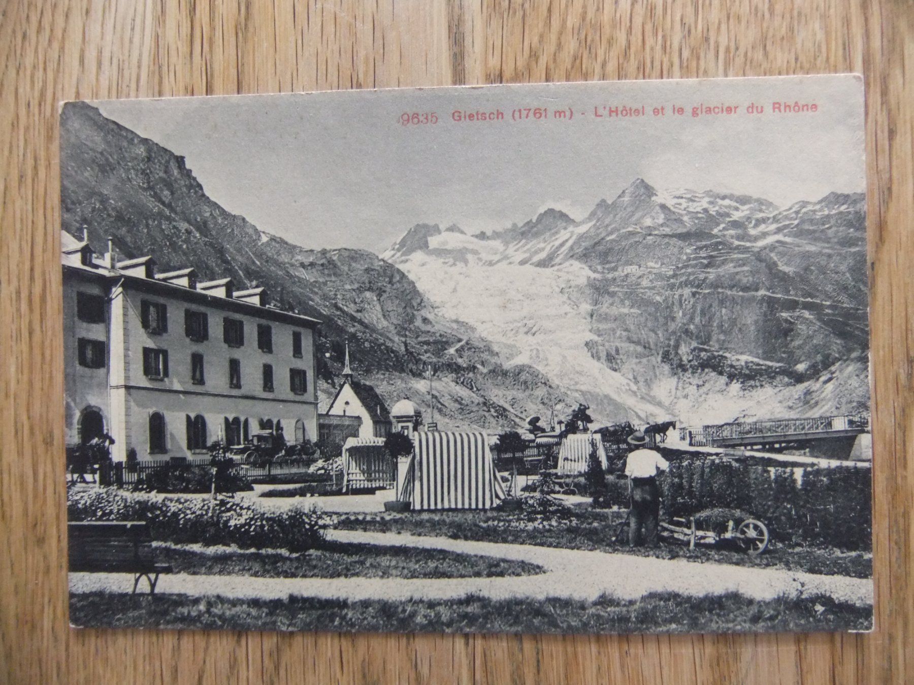 Ansichtskarten: Gletsch mit Postkutschen und Rhonegletscher – Gebraucht aus St. Niklaus VS von wunschlos54
