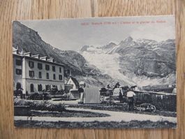 Gletsch mit Postkutschen und Rhonegletscher