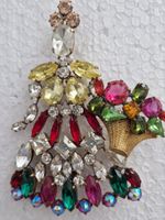 Aussergewöhnliche  Gablonzer Blumenfrau