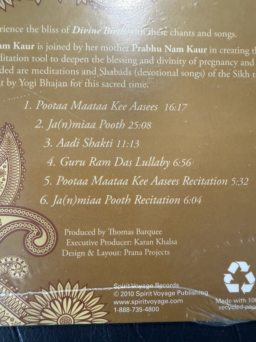 CD: Snatam Kaur CD Devine Birth – Nuovo e nell'imballaggio originale da Birsfelden venduto da Soulseeker 1