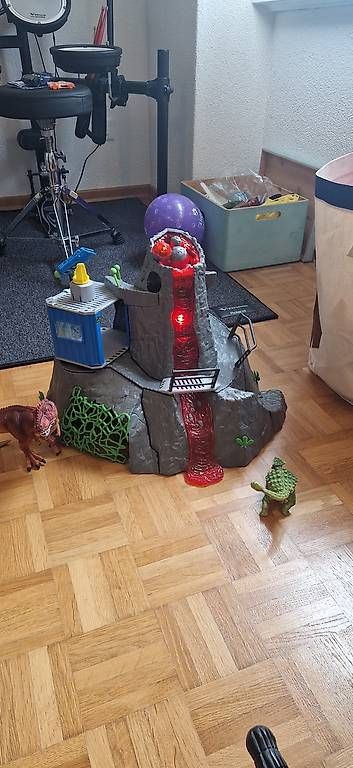 Giocattoli: Dino Vulkan Schleich – Usato da Zürich venduto da daniel.hess82