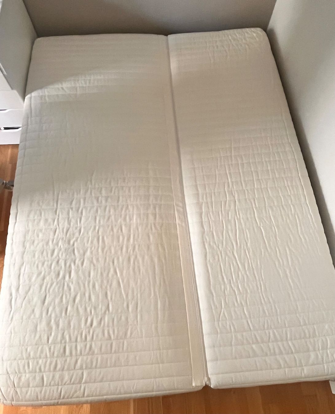Ikea Divani: Canapé lit convertible IKEA – Usato da Fribourg venduto da Mikassassa 5