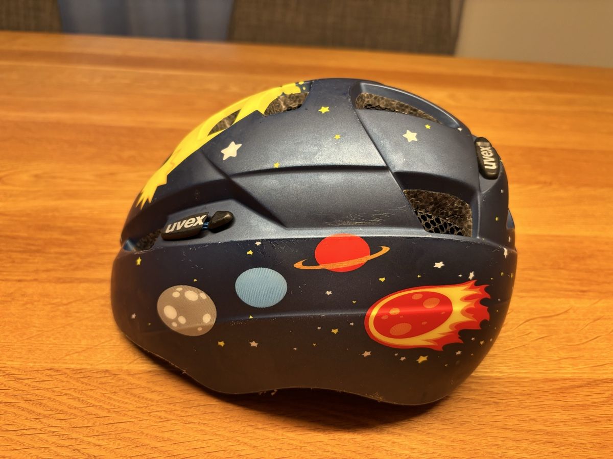 Uvex Caschi: Uvex Kinderfahrradhelm – Usato da Muhen venduto da Claudi1985 3