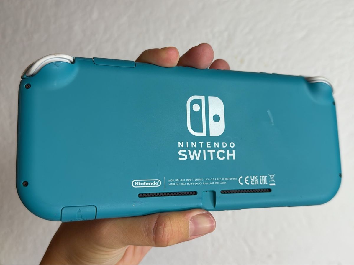 Nintendo Konsolen: Nintendo Switch Lite Console 🎮 – Gebraucht aus Ehrendingen von bubulence 2