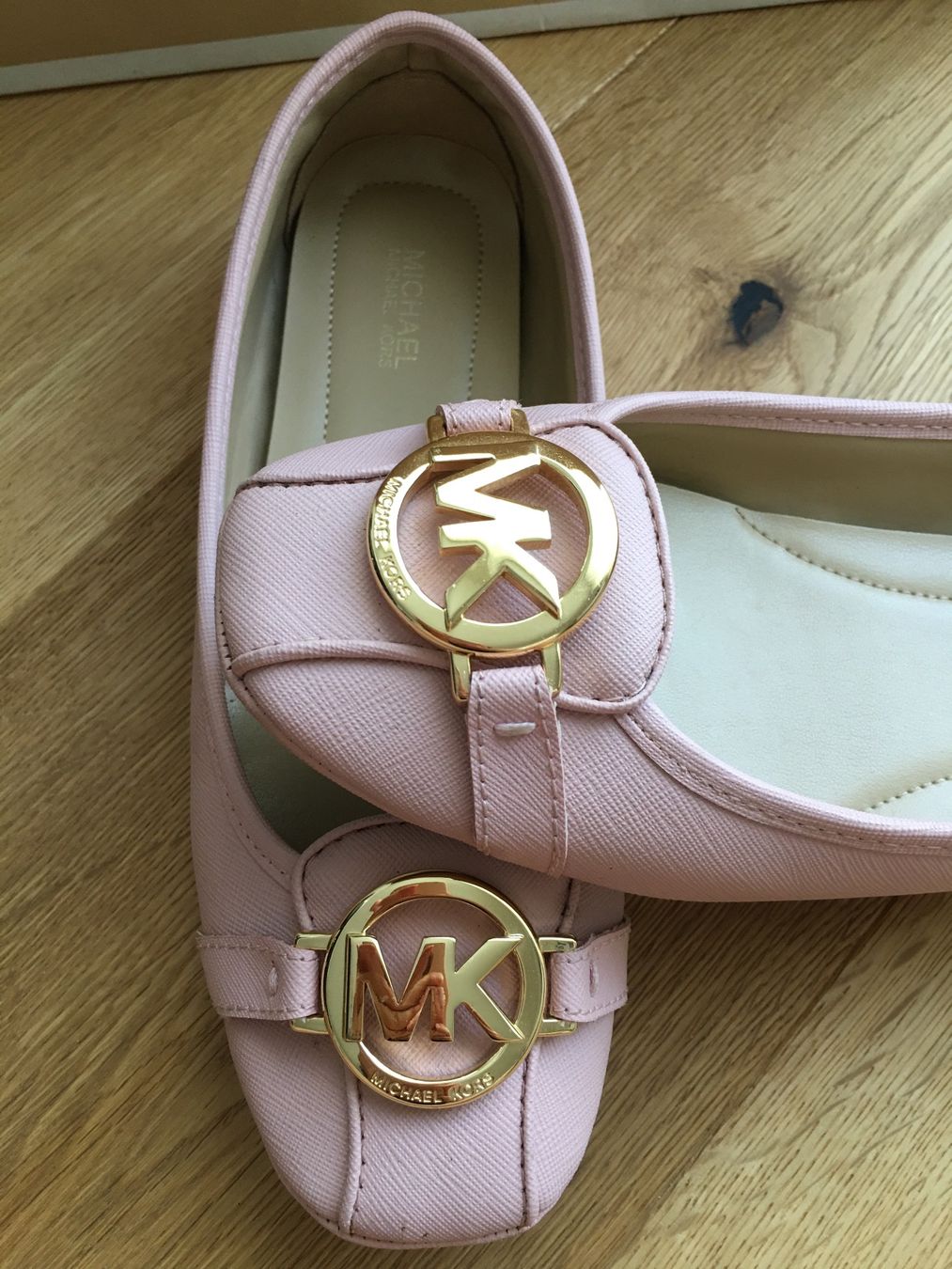 Michael Kors Scarpe da donna: Michael Kors Ballerinas Grösse 37 – Nuovo (secondo la descrizione) da Suhr venduto da mar_6lb7