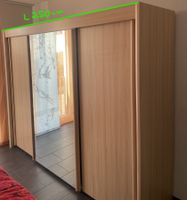 Kleiderschrank, Moderner Schwebetürenschrank (L: 250 cm)