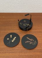 Vintage Kunstharz Glas Untersetzer mit Messing Ständer 50er