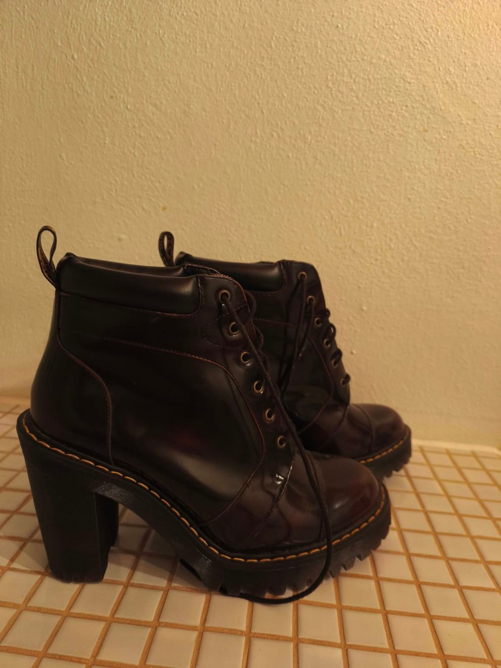Dr. Martens Scarpe da donna: Doc. Martens Highheels – Usato da Luzern venduto da mel_vjd5