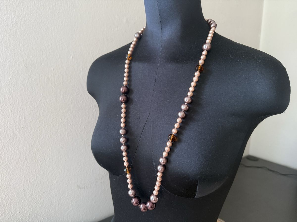 Catenine: Vintage Perlenkette braun beige bernsteinfarben – Usato da Lamone venduto da LaCantinaMagica 1