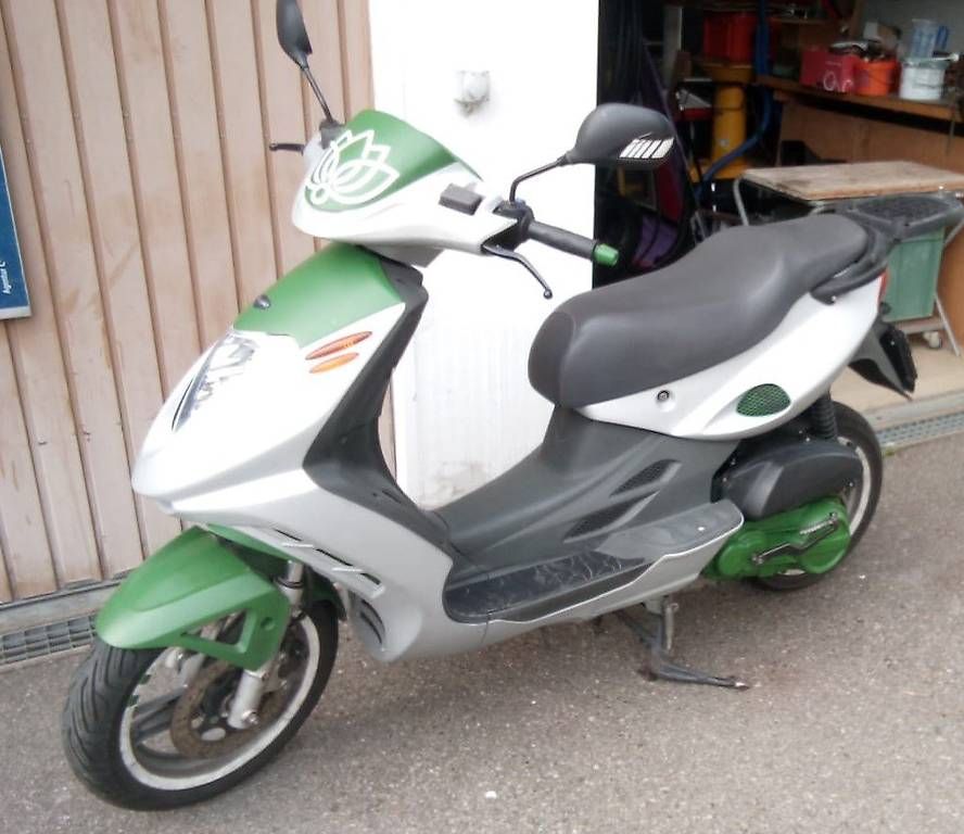 Strada: Malaguti Warrior 125 Roller – Usato da Oberschan venduto da Samtheman77