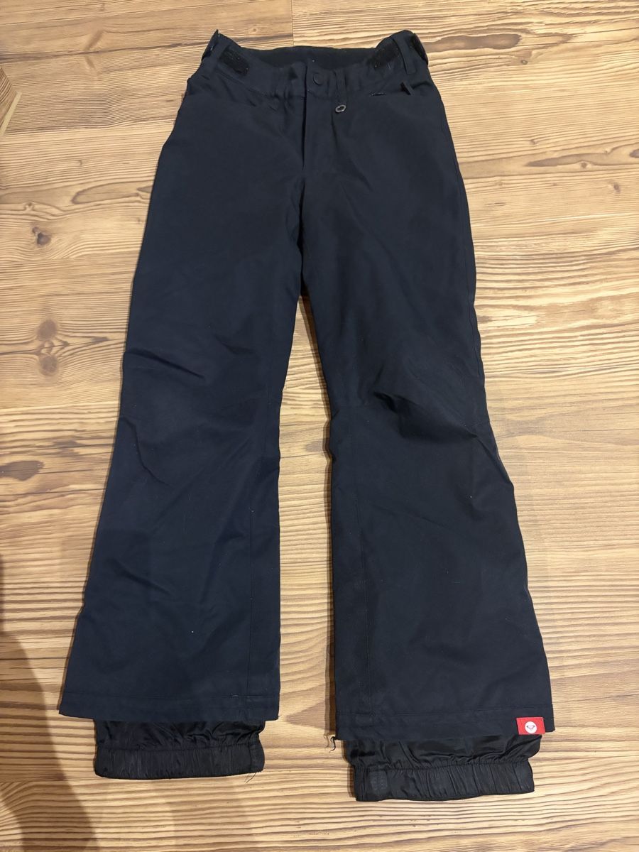 Roxy Pantaloni: Roxy- Mädchenskihose Gr.134 – Usato da Vilters venduto da 5111984