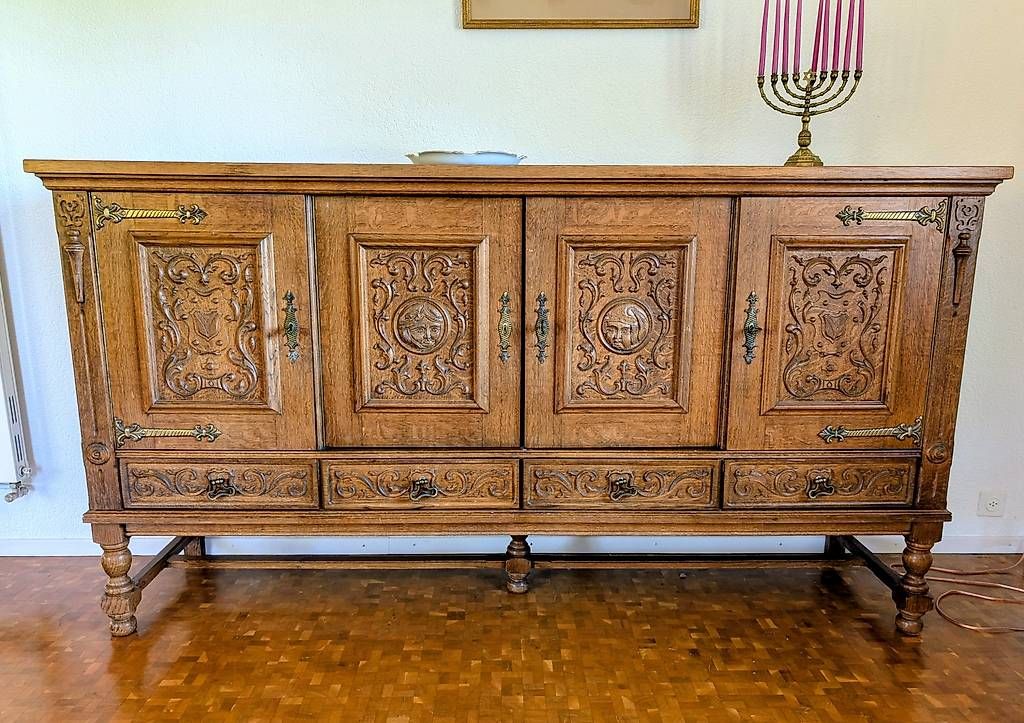 Büffets: Grand buffet bas style Henri II Chêne massif – Gebraucht aus Denges von jon_6ccw