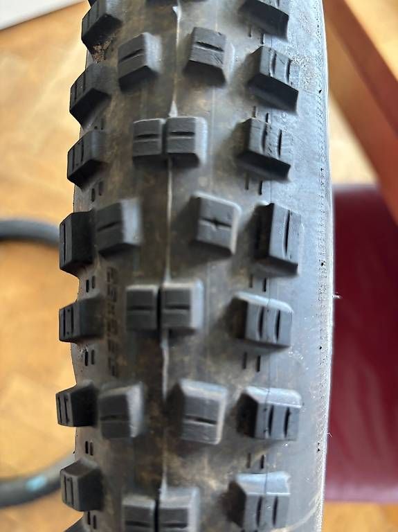 Pneumatici & Ruote complete: 2 Schwalbe Mtb Reifen 29 – Usato da menziken venduto da Cmanitou 1