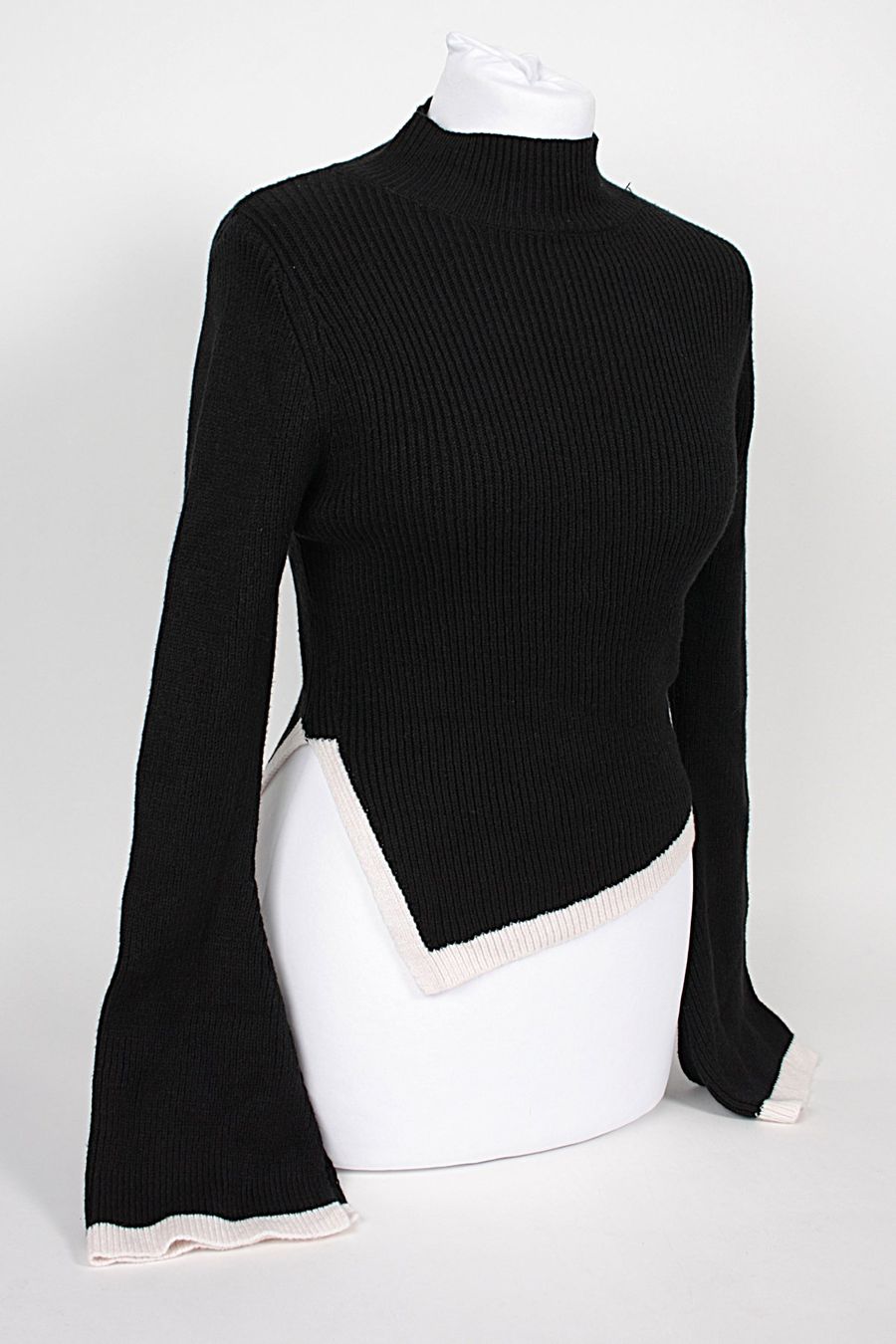 Shein Pullover & Sweatshirts: Schwarzer Pullover SHEIN – Gebraucht aus Zollikofen von Restwert_Zollikofen 1