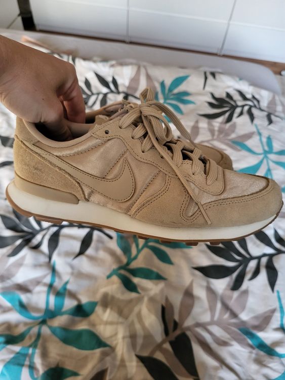 nike internationalist 39 sale