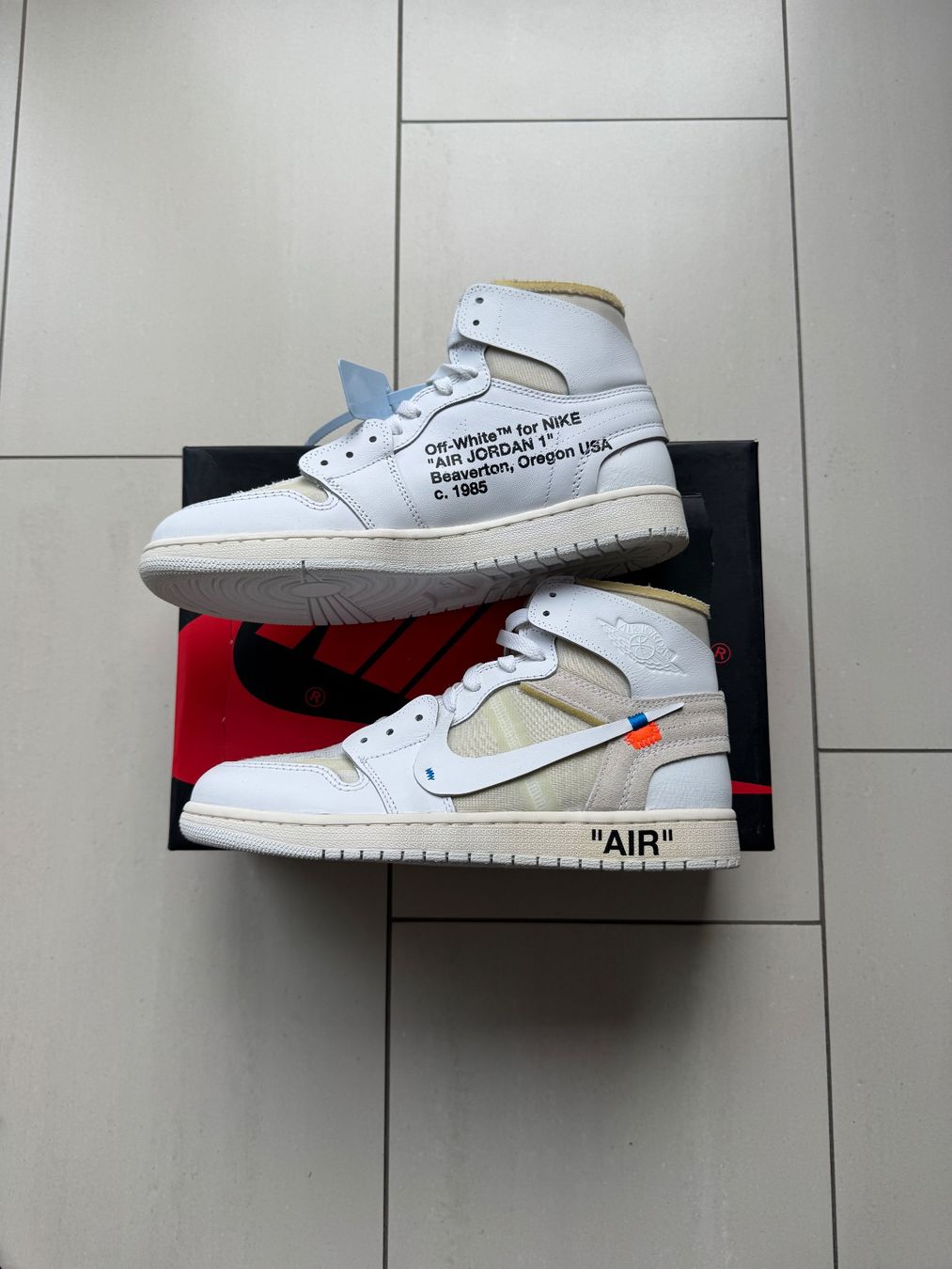 Off-White Scarpe da uomo: Jordan 1 Retro High Off-White Euro – Nuovo e nell'imballaggio originale da Dübendorf venduto da cendre 3