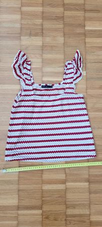 Rüschen Top, Rot/Weiss gestreift, Grösse S, Sommerlich!