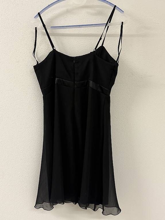 Kleider: Schwarzes Kleid, Gr 36 – Gebraucht aus Zürich von mel_v8qp 3