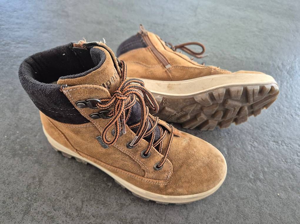 Superfit Chaussures garçon: Superfit Winterschuhe Grösse 33 – D'occasion à Wittenbach par MOW9