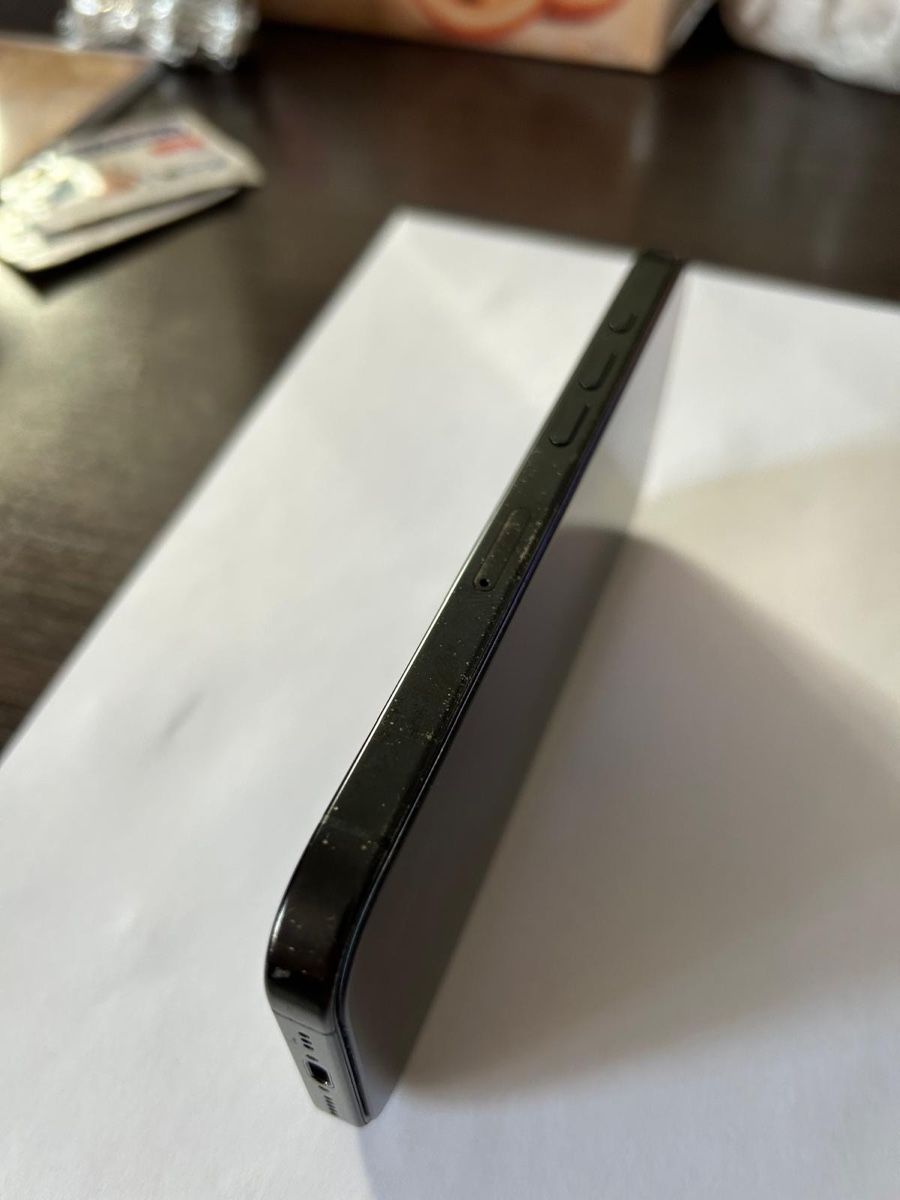 Apple Telefoni cellulari / Smartphones: iPhone 16 Pro 128 gb – Usato da Bioggio venduto da man_nmm7 7