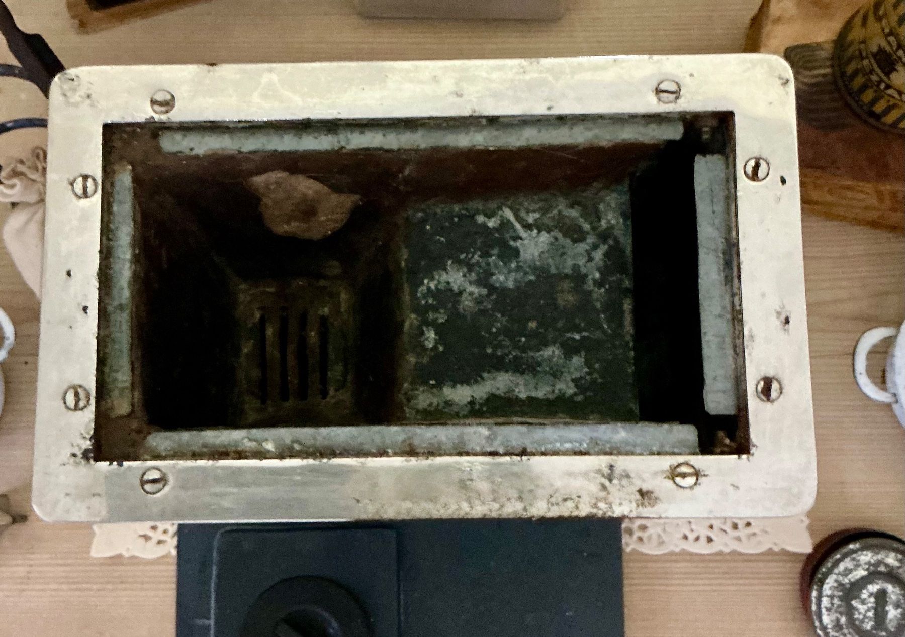 Giocattoli: URALTES KOCHHERDCHEN – Usato da Zell LU venduto da Silvermemory 4