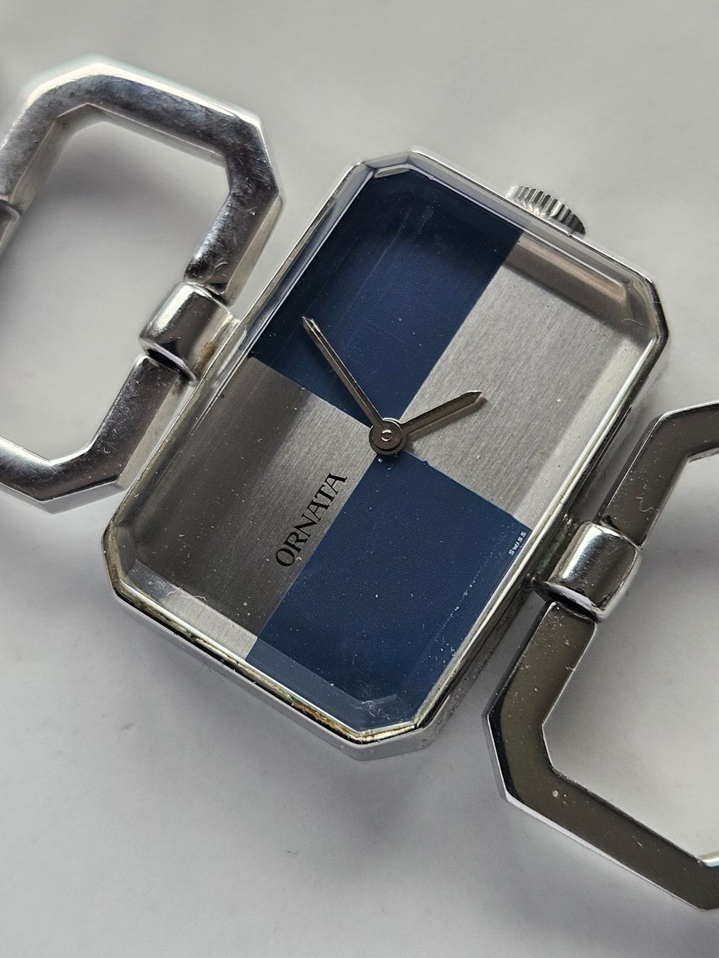 Orologi: 392 Ornata Damenuhr – Usato da Berikon venduto da mmm21 1