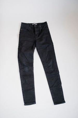SPRING SALE: Levi's Jeans Gr. 28