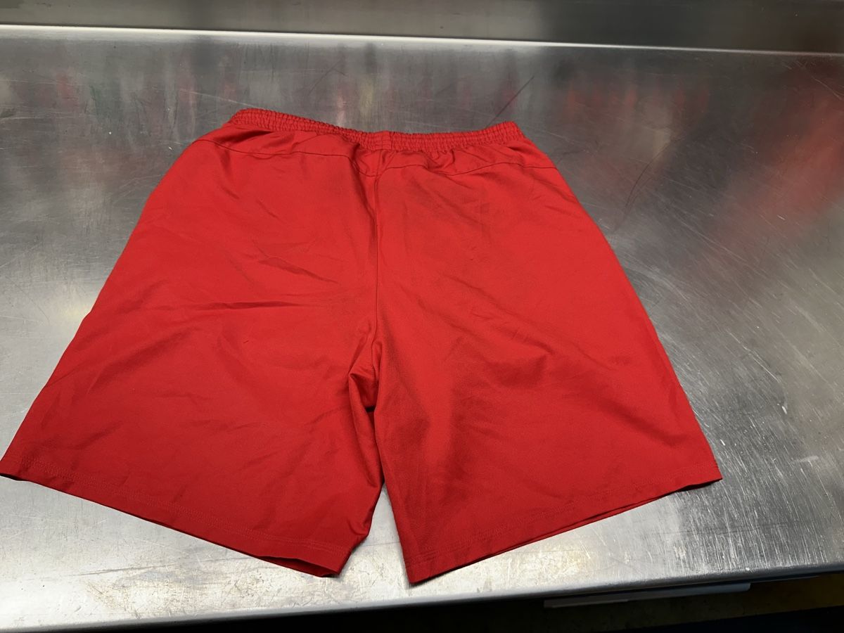 Erima Hosen: Erima kurze Hosen rot – Gebraucht aus Schwende von weesli
