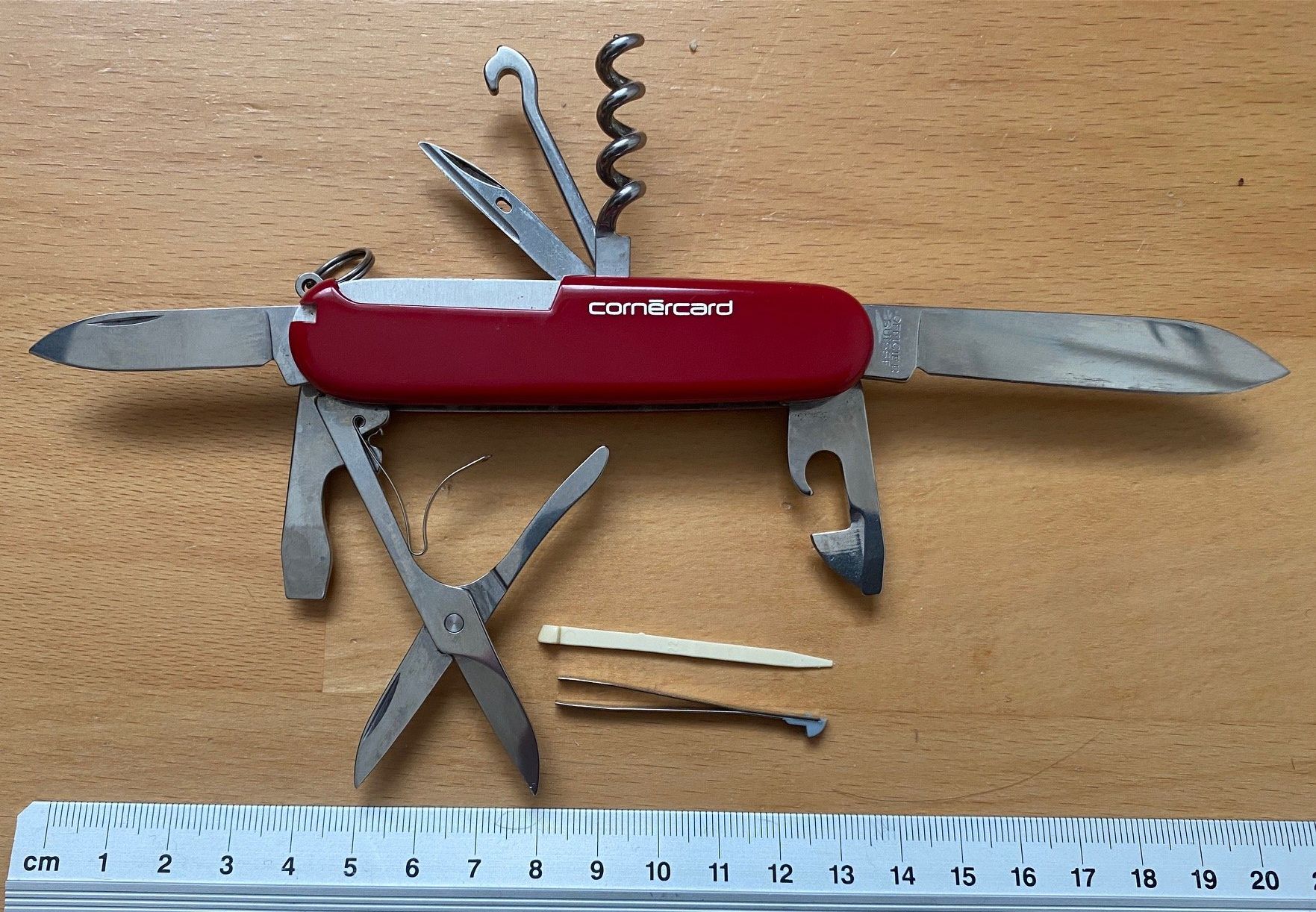 Victorinox Taschenmesser: Victorinox Taschenmesser "Corner Card" – Neu (gemäss Beschreibung) aus Safenwil von Thoren196168