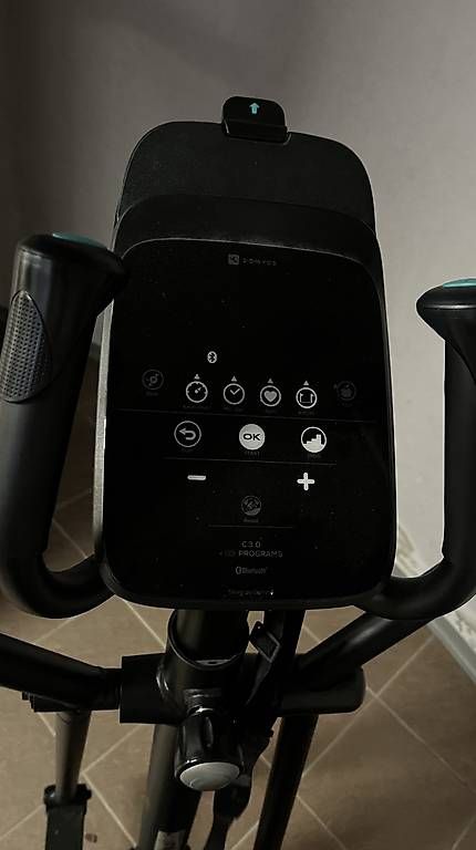 Hometrainer: Vélo elliptique Domyos E Shape 06 – Gebraucht aus Lausanne von fed_9dzv 1