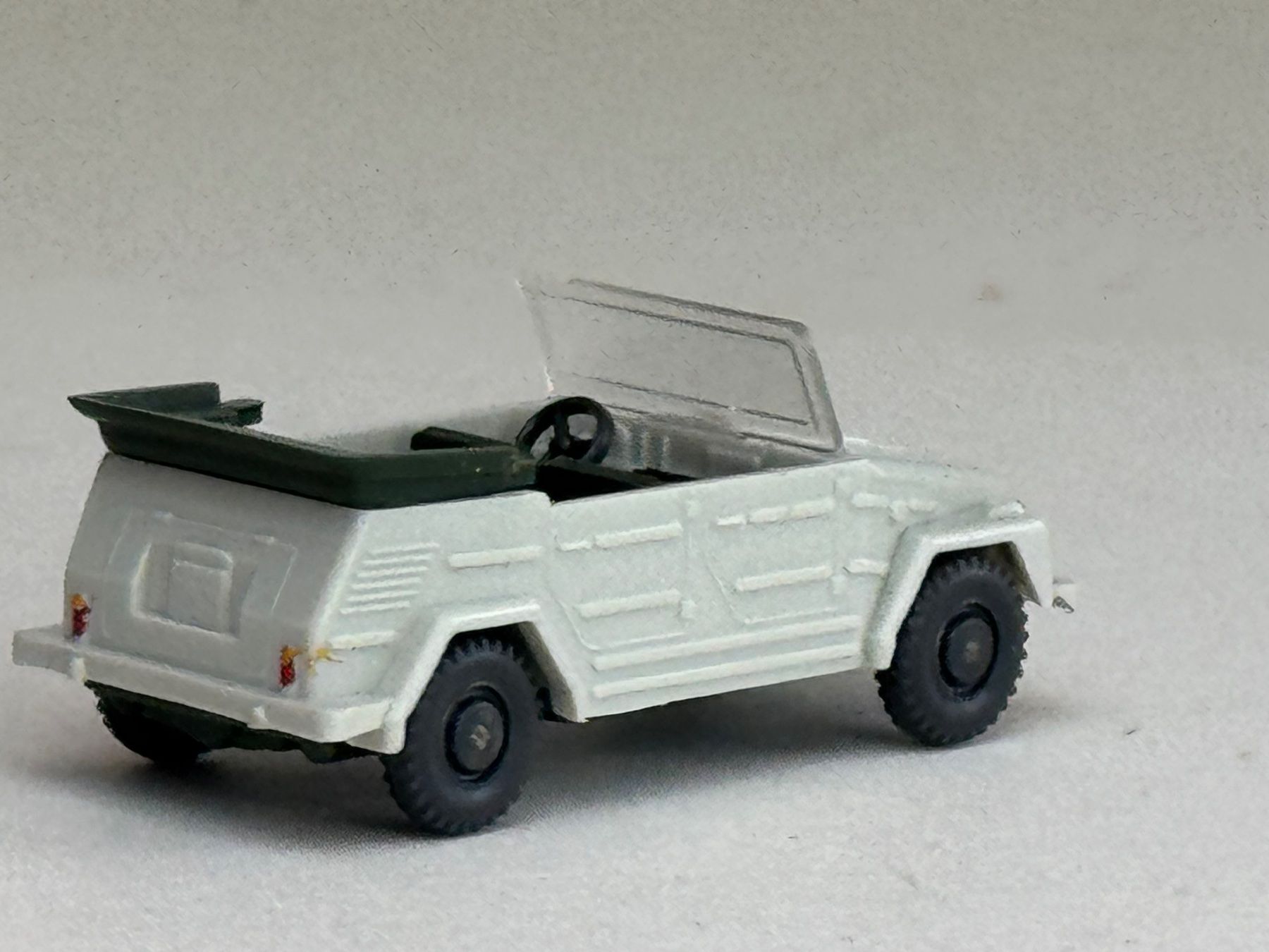 Wiking Modellini d'auto: VW 181 Cabrio grauweiss – Usato da Elm venduto da Wikmtz 1