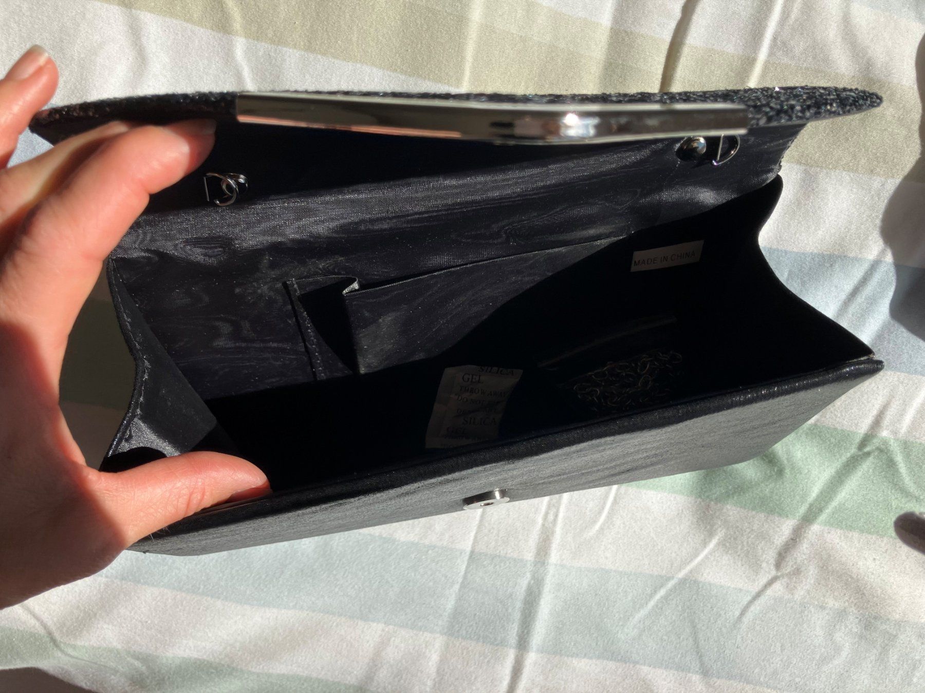 Sacs femmes: Pochette noire avec strass – Neuf avec emballage d'origine à La Chaux-de-Fonds par ric_js22 2