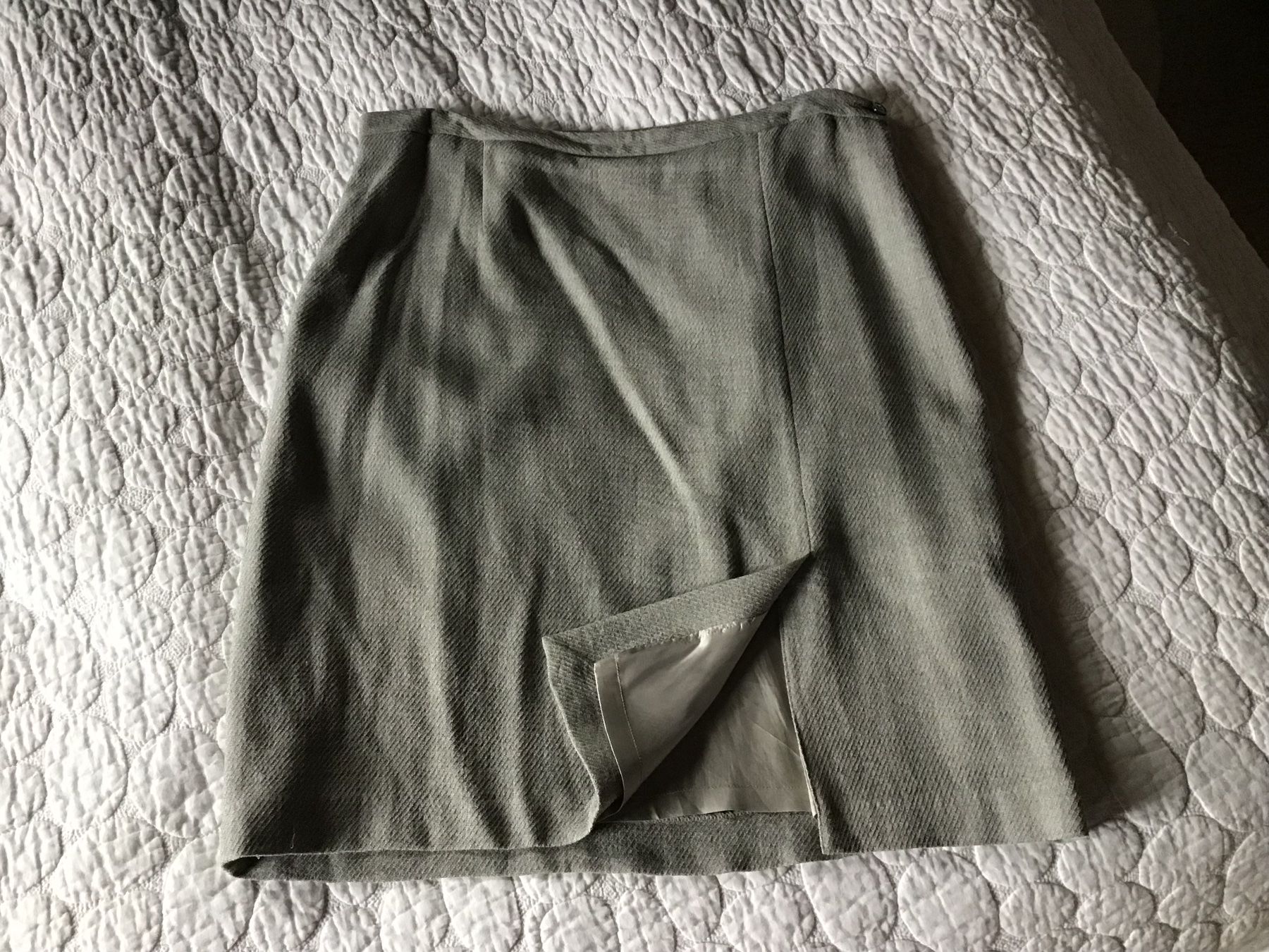H&M Giacche: Schicker Damen Blazer Gr. 46 mit Perlmuttknöpfen – Usato da Weggis venduto da Tupferl 3