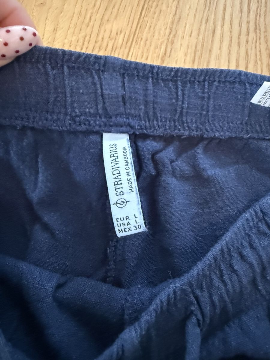 Stradivarius Hosen: Stradivarius Hose blau Grösse  – Gebraucht aus Luzern von sydney01. 2