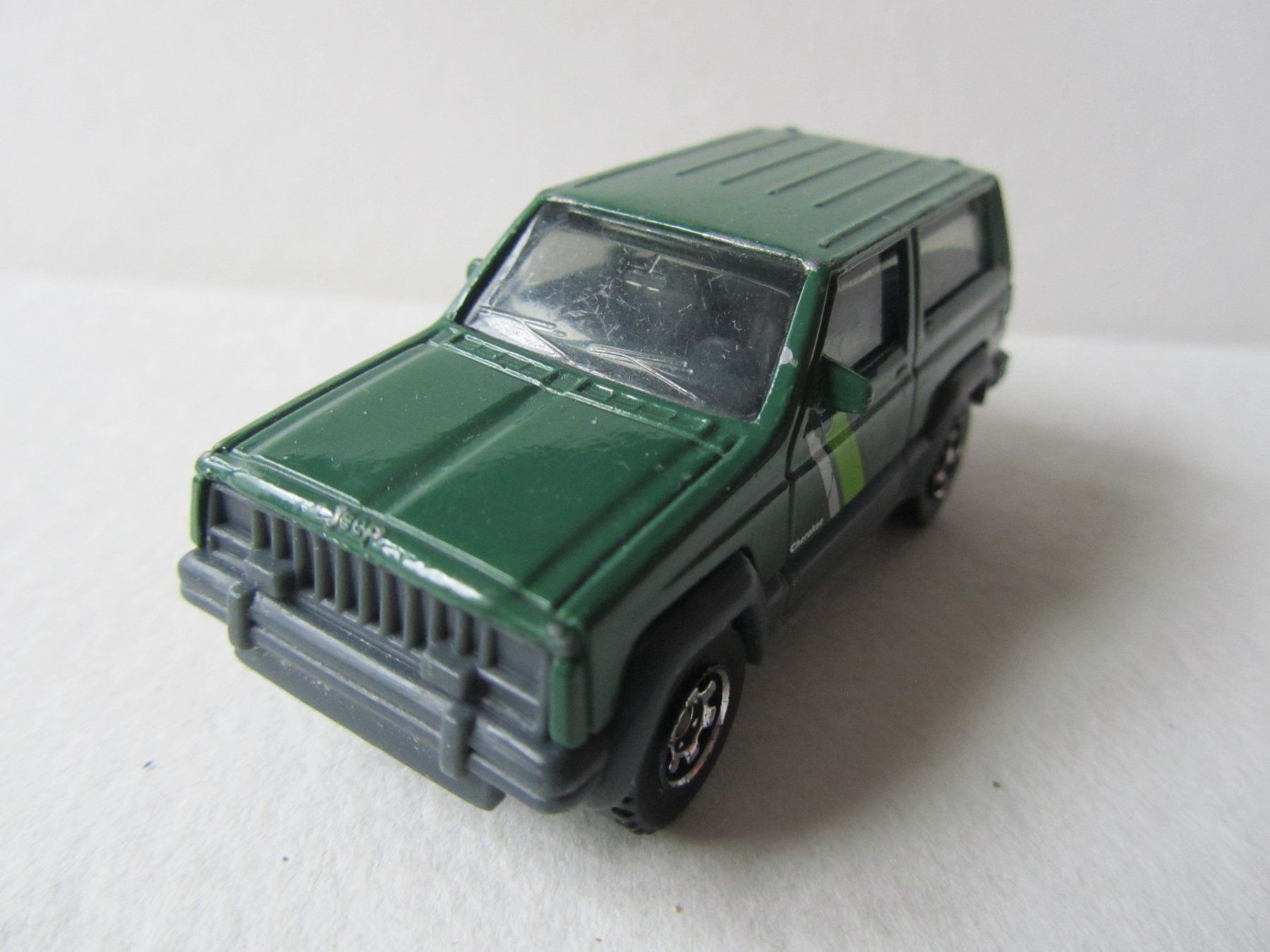 Matchbox Modellini d'auto: Jeep Cherokee, Matchbox Thailand – Usato da Weiningen ZH venduto da dietsch57 1