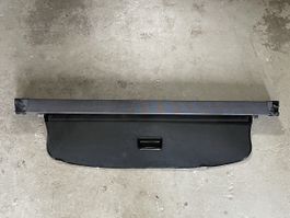Audi A4 K8 Kofferraumabdeckung ausziehbar