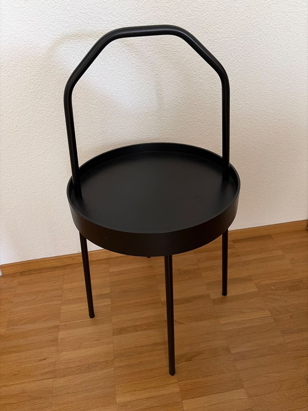 Ikea Tavoli: Beistelltisch BURVIK – Usato da Aarau venduto da don_9hqj