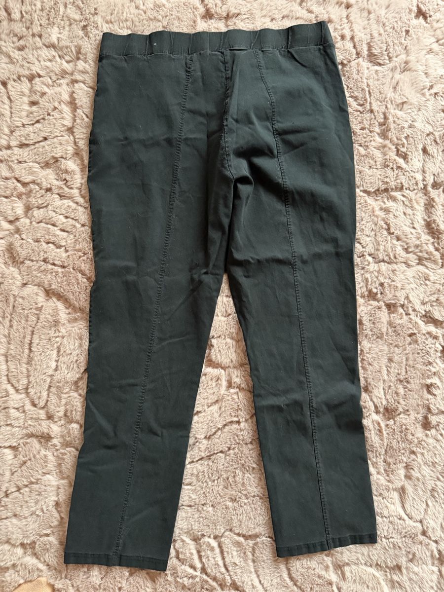 Pantaloni: Janina Curved Hose, schwarz, Gr. 50 – Usato da Mosnang venduto da Dojajolele 1