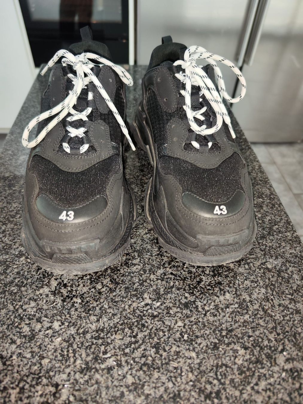 Balenciaga Scarpe da uomo: ORIGINAL Balenciaga Tripple S Gr. 43 – Usato da Balgach venduto da GZ-Tech 2