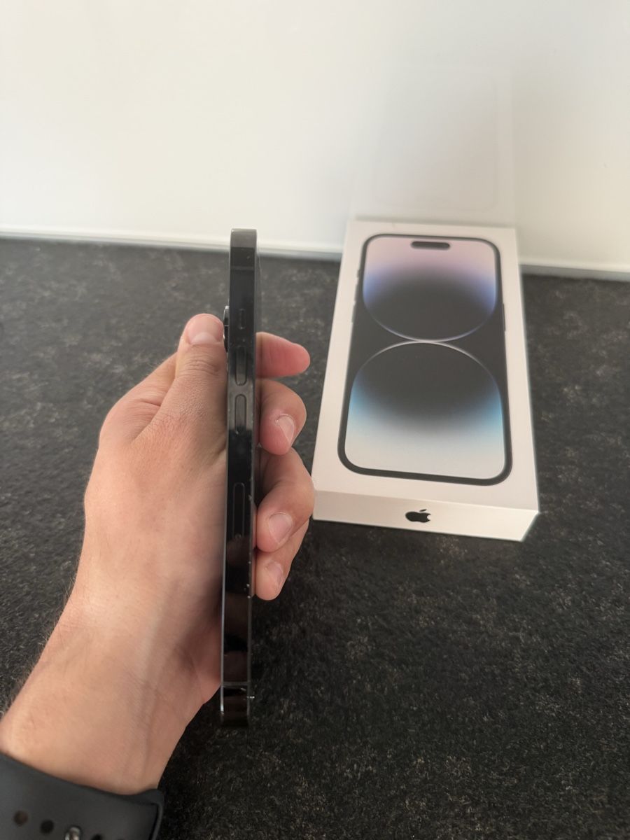 Apple Telefoni cellulari / Smartphones: iPhone 14 Pro Space Black 128GB – Usato da Suhr venduto da se.vi7 3