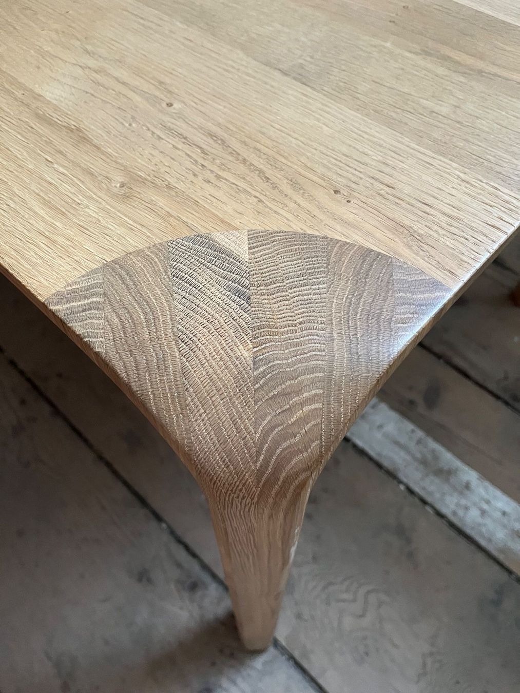 Tavoli: Artisan FLOW Tisch Eiche massiv in  Topzustand – Usato da Derendingen venduto da Sabine16 4
