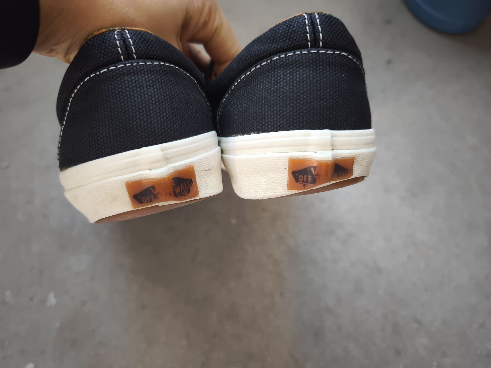 Vans Scarpe da uomo: Vans Era Navy Blue 39 – Usato da Sursee venduto da Re.joy 3