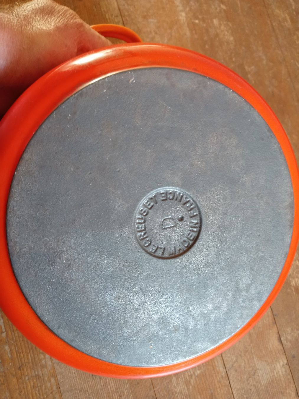 Le Creuset Pentole: Gusseisentopf mit Deckel 22 cm Le Creuset – Usato da Prez-vers-Siviriez venduto da Monija70 5